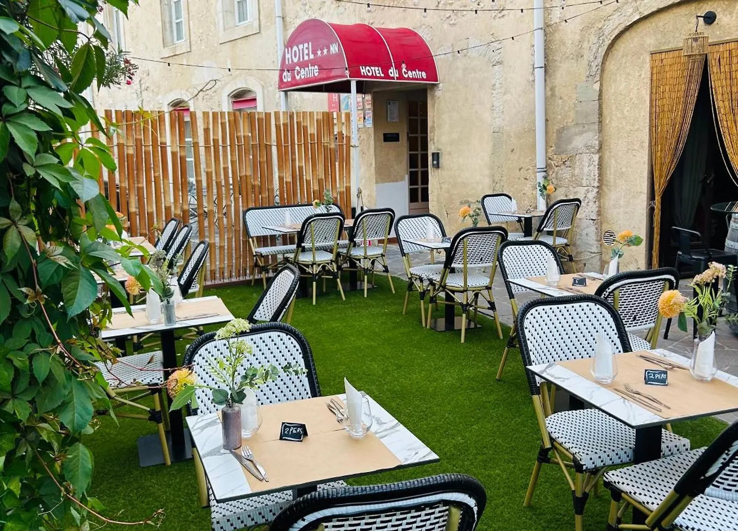 Hotel Du Centre Pierrelatte