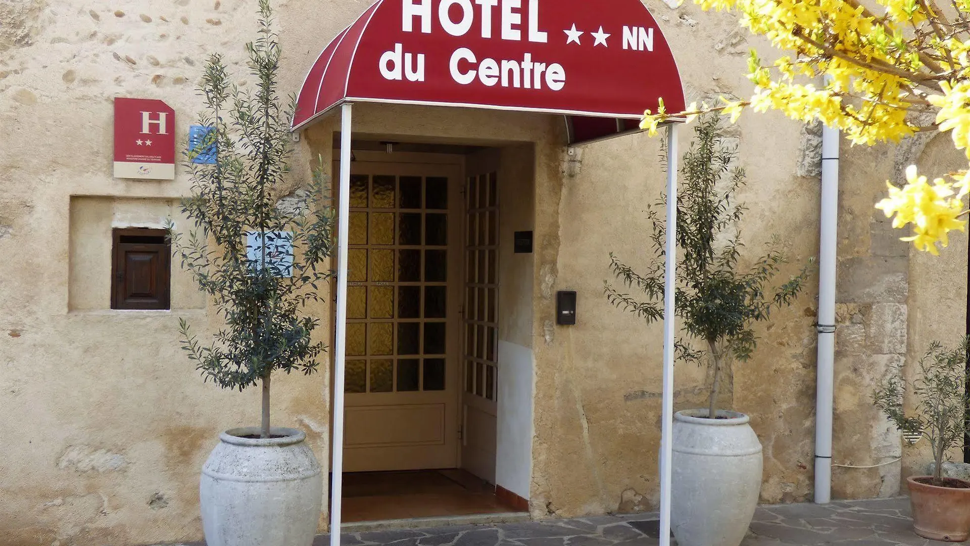 Hotel Du Centre Pierrelatte